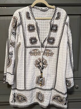 Zara White Tunic with Black and Tan Embroidery